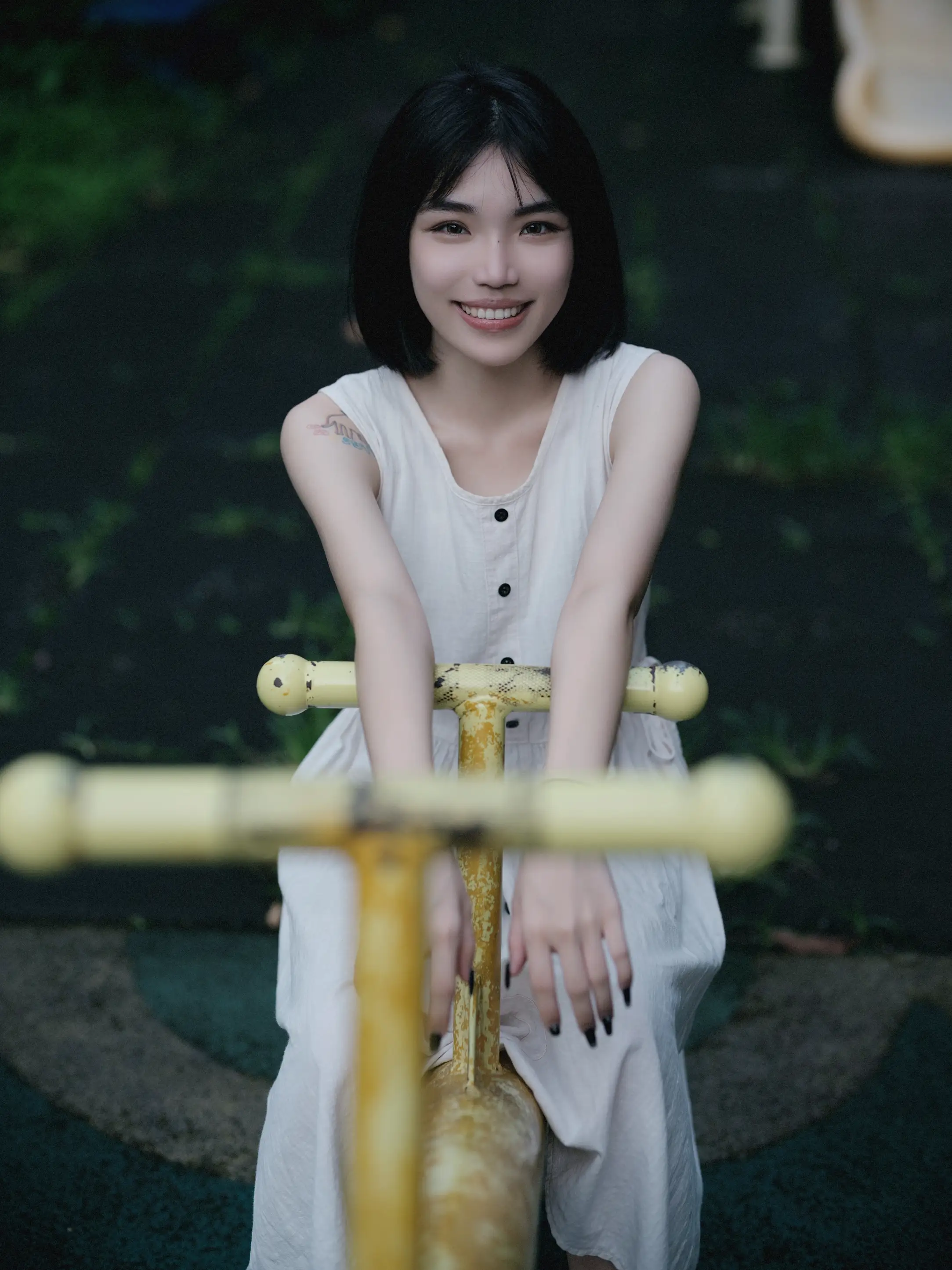 [艺图语] 2022.08.09 Vol.1659 – 爱笑的眼睛 PP#[60P]-1