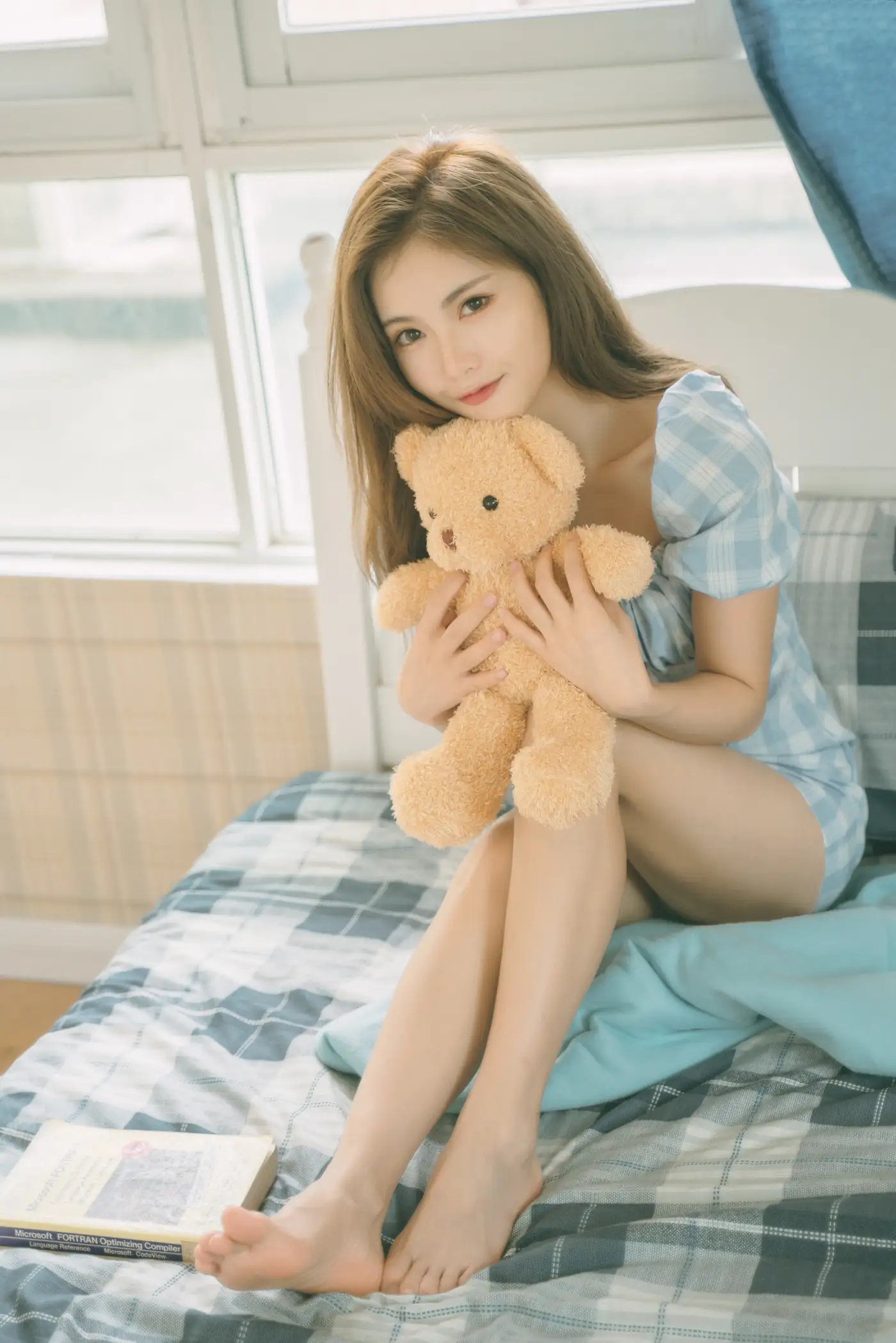 [艺图语] 2022.01.18 Vol.674 – 小可爱 素素#[33P]-11