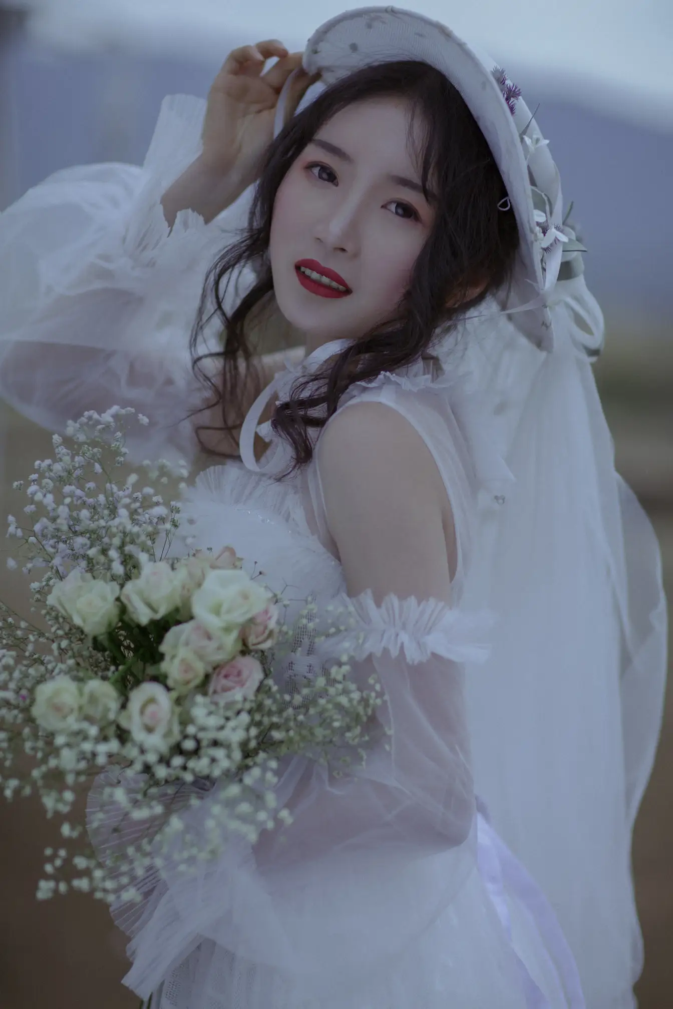 [艺图语] 2022.06.25 Vol.1289 – 为自己穿一次婚纱 月下桑小川#[33P]-27