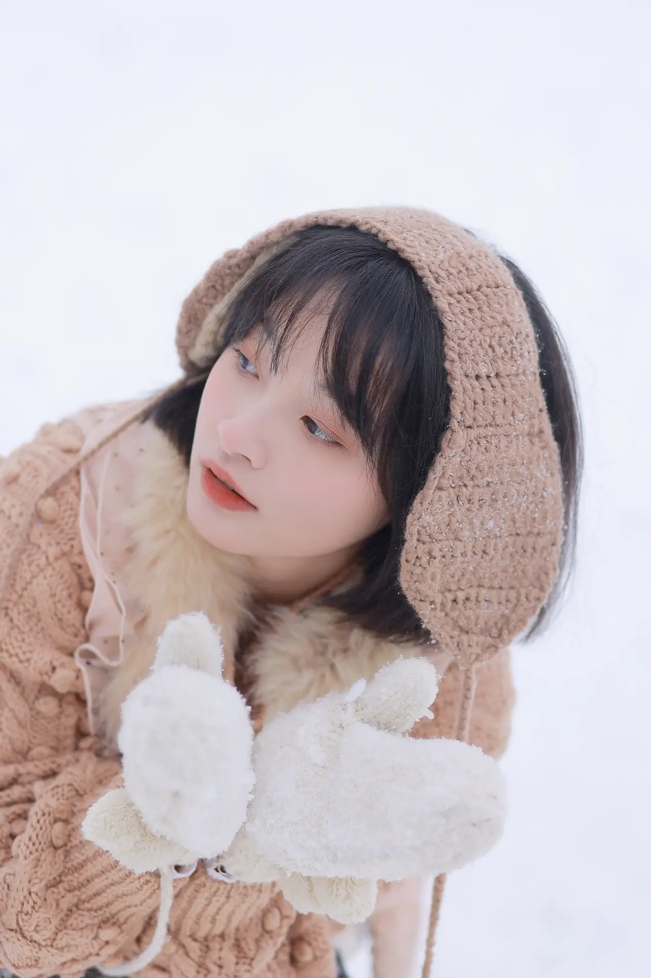 [艺图语] 2022.09.17 Vol.1970 – 嘿，一起来玩雪。 耳元在减肥#[26P]-12