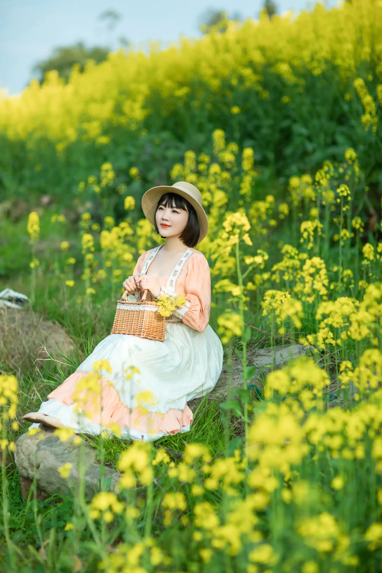 [艺图语] 2022.08.21 Vol.1753 – 春天里的姑娘 冬琴#[38P]-21