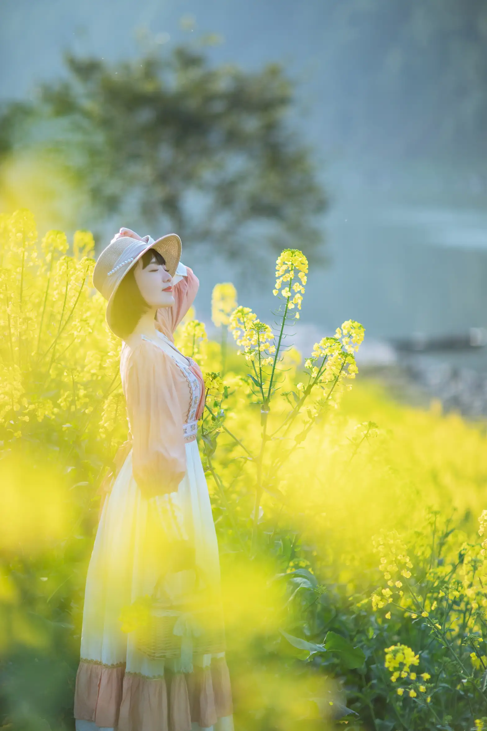 [艺图语] 2022.08.21 Vol.1753 – 春天里的姑娘 冬琴#[38P]-25