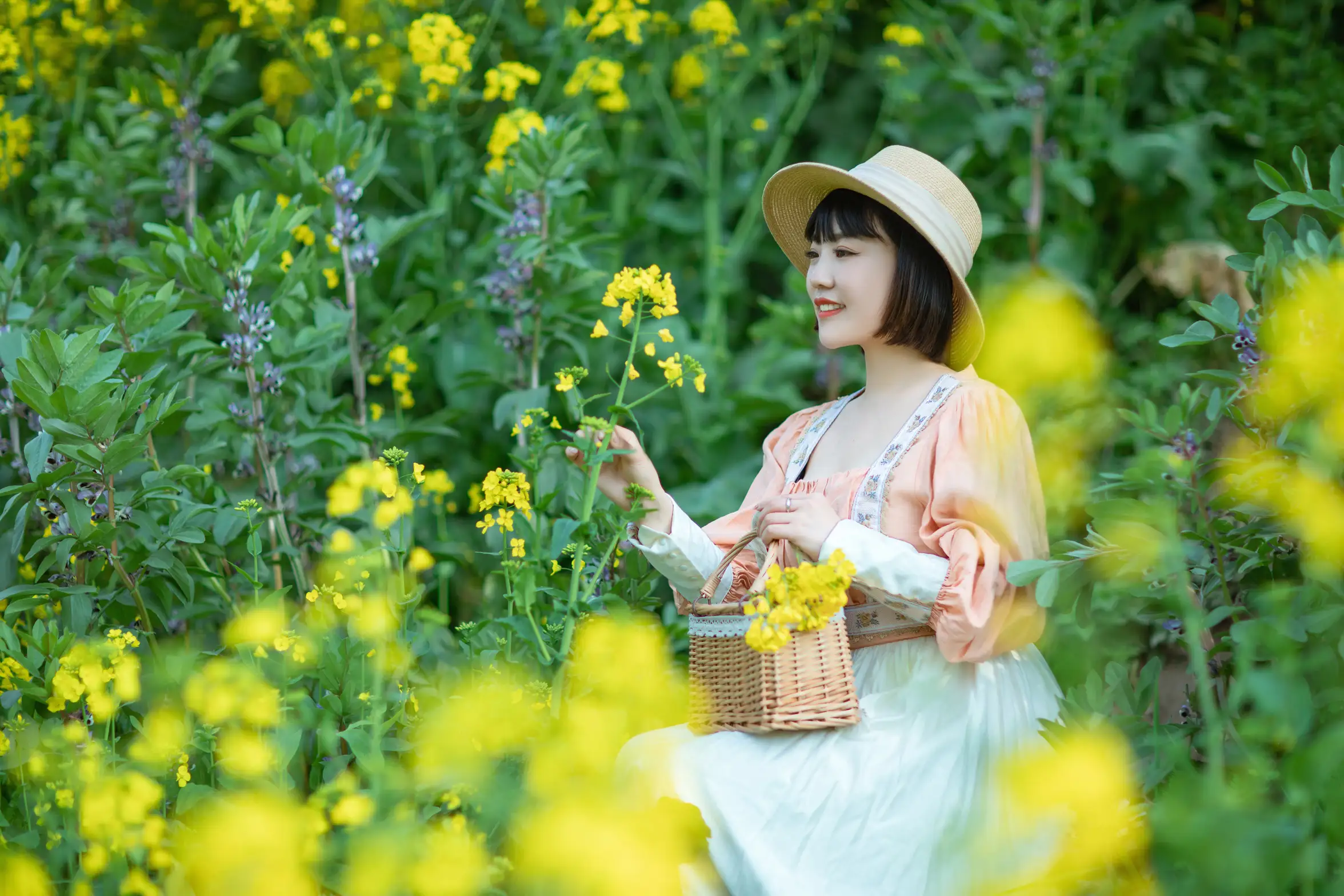 [艺图语] 2022.08.21 Vol.1753 – 春天里的姑娘 冬琴#[38P]-26