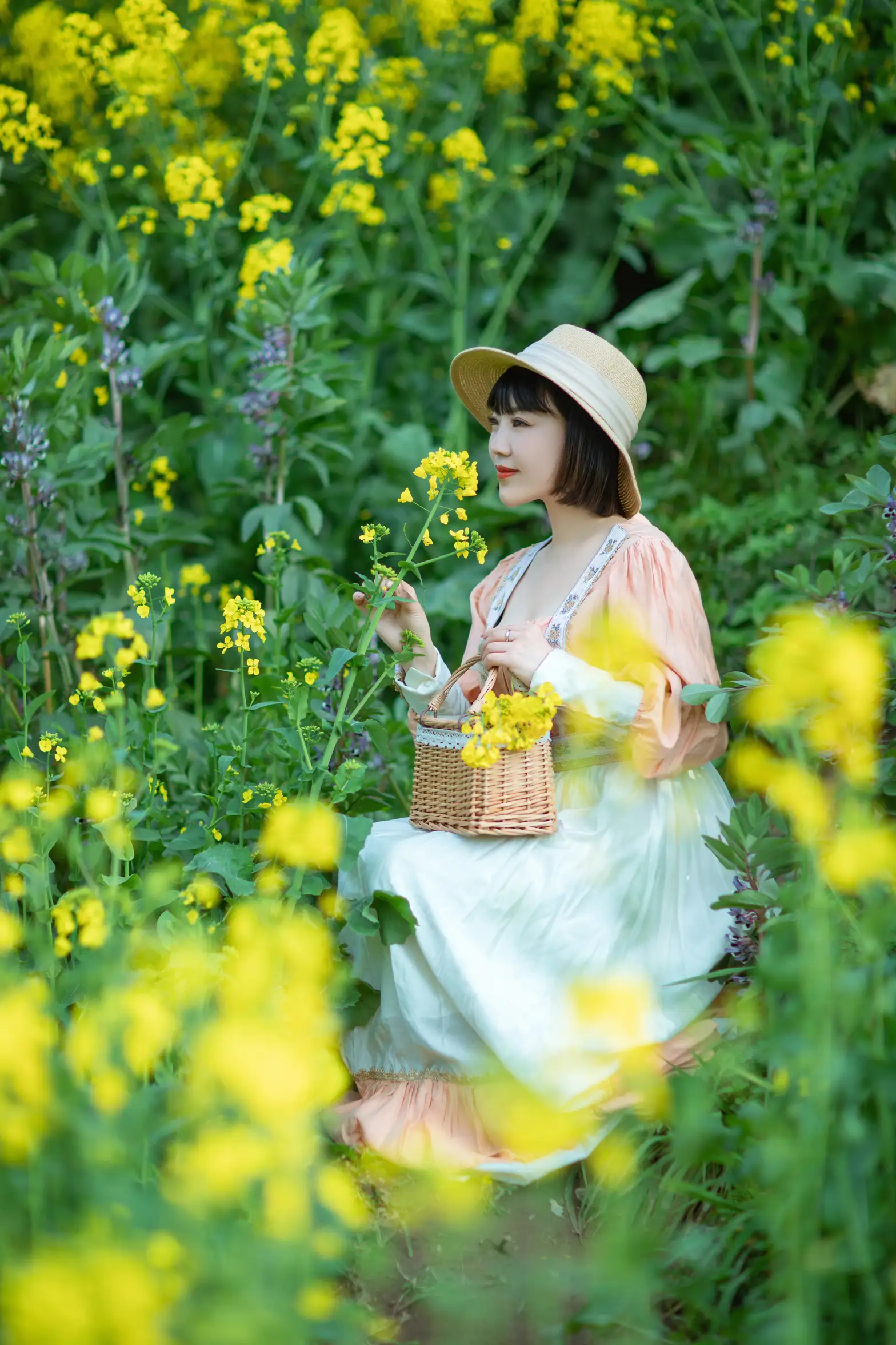 [艺图语] 2022.08.21 Vol.1753 – 春天里的姑娘 冬琴#[38P]-27