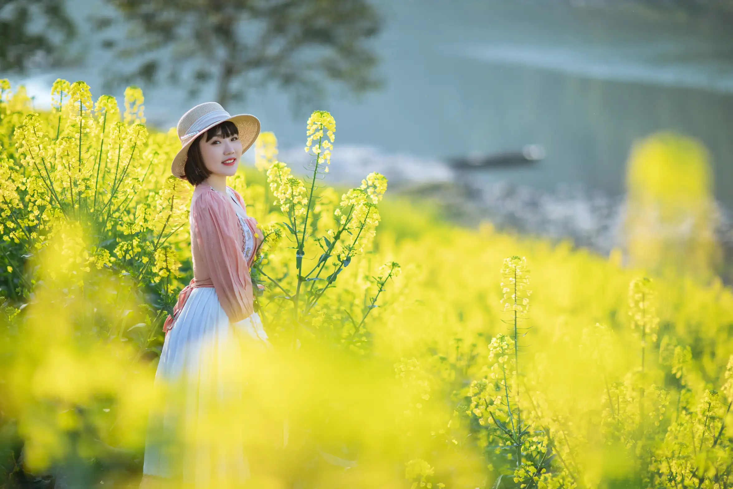 [艺图语] 2022.08.21 Vol.1753 – 春天里的姑娘 冬琴#[38P]-31
