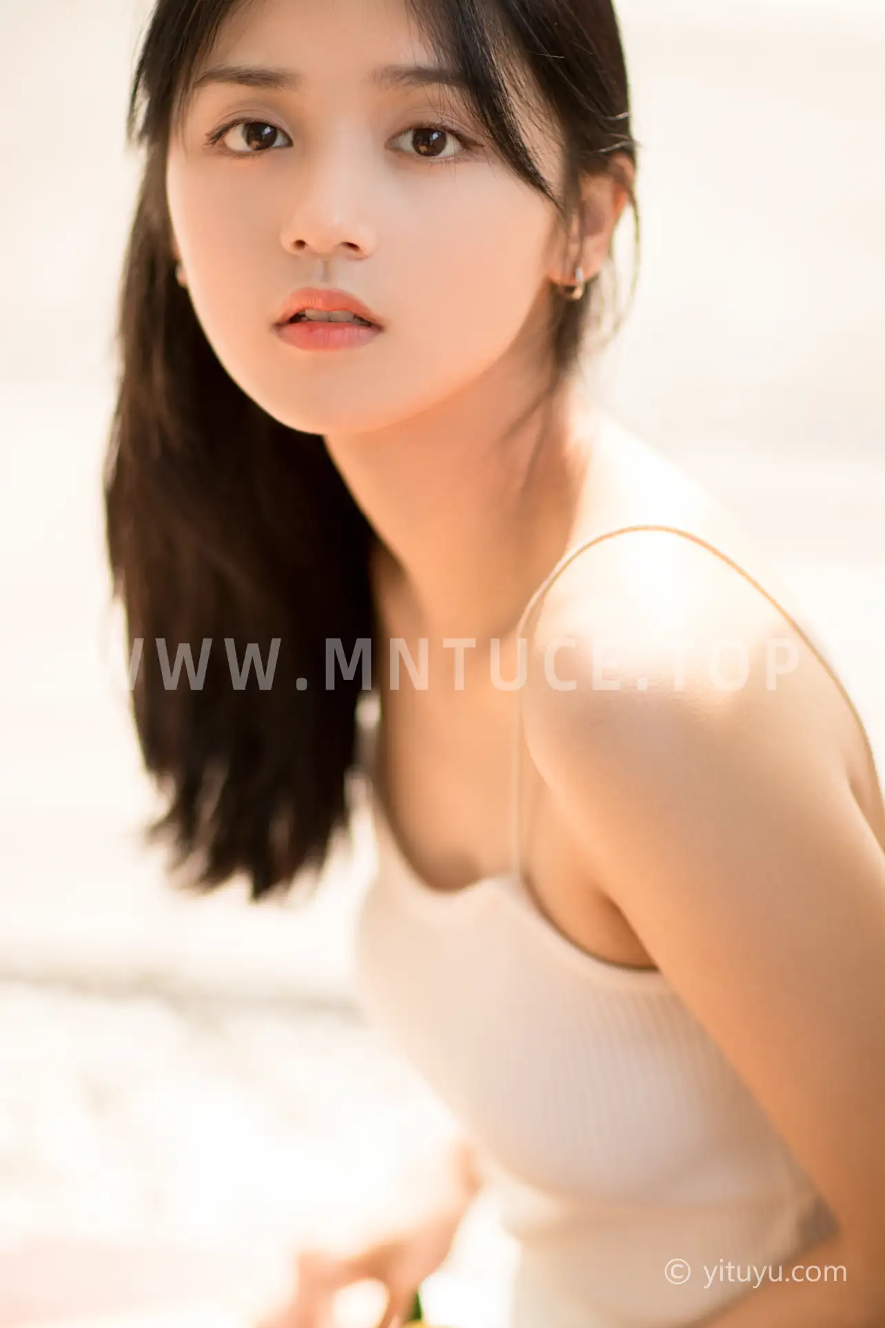 [艺图语] 2021.05.31 Vol.064 – 爱与光 雨文#[26P]-18