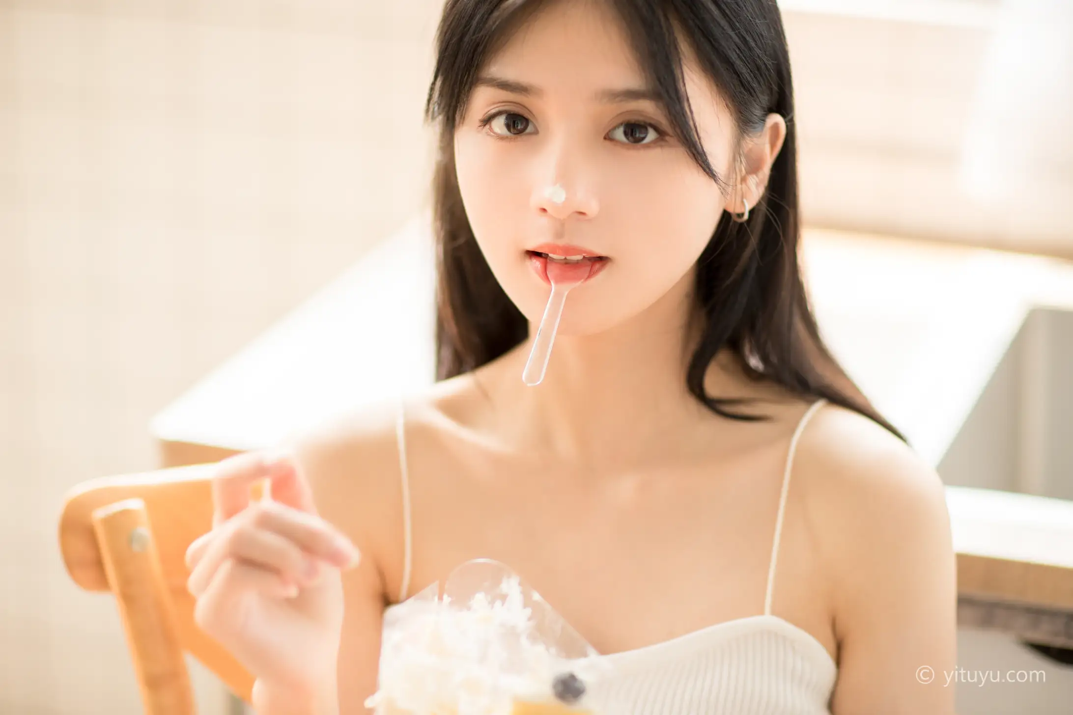[艺图语] 2021.05.31 Vol.064 – 爱与光 雨文#[26P]-22