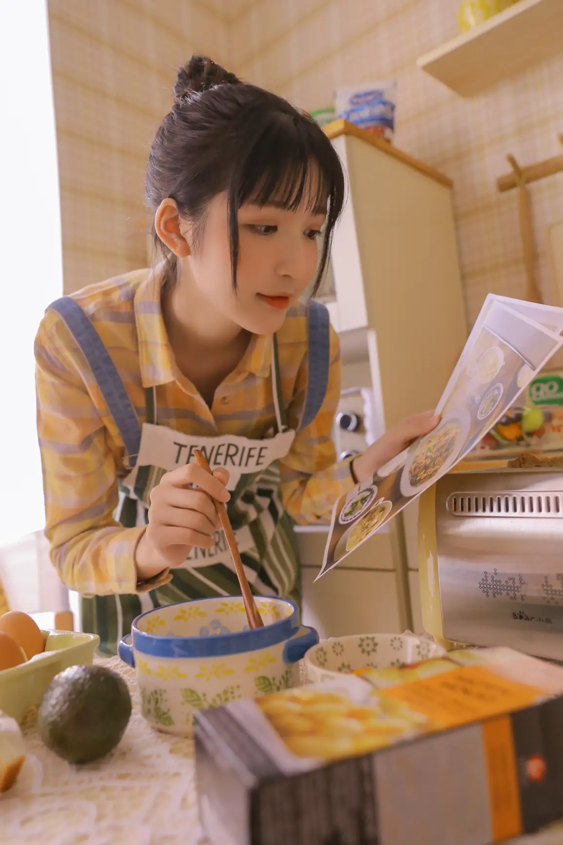 [艺图语] 2022.07.27 Vol.1551 – 今日小厨娘 金迪-Vivian#[26P]-12