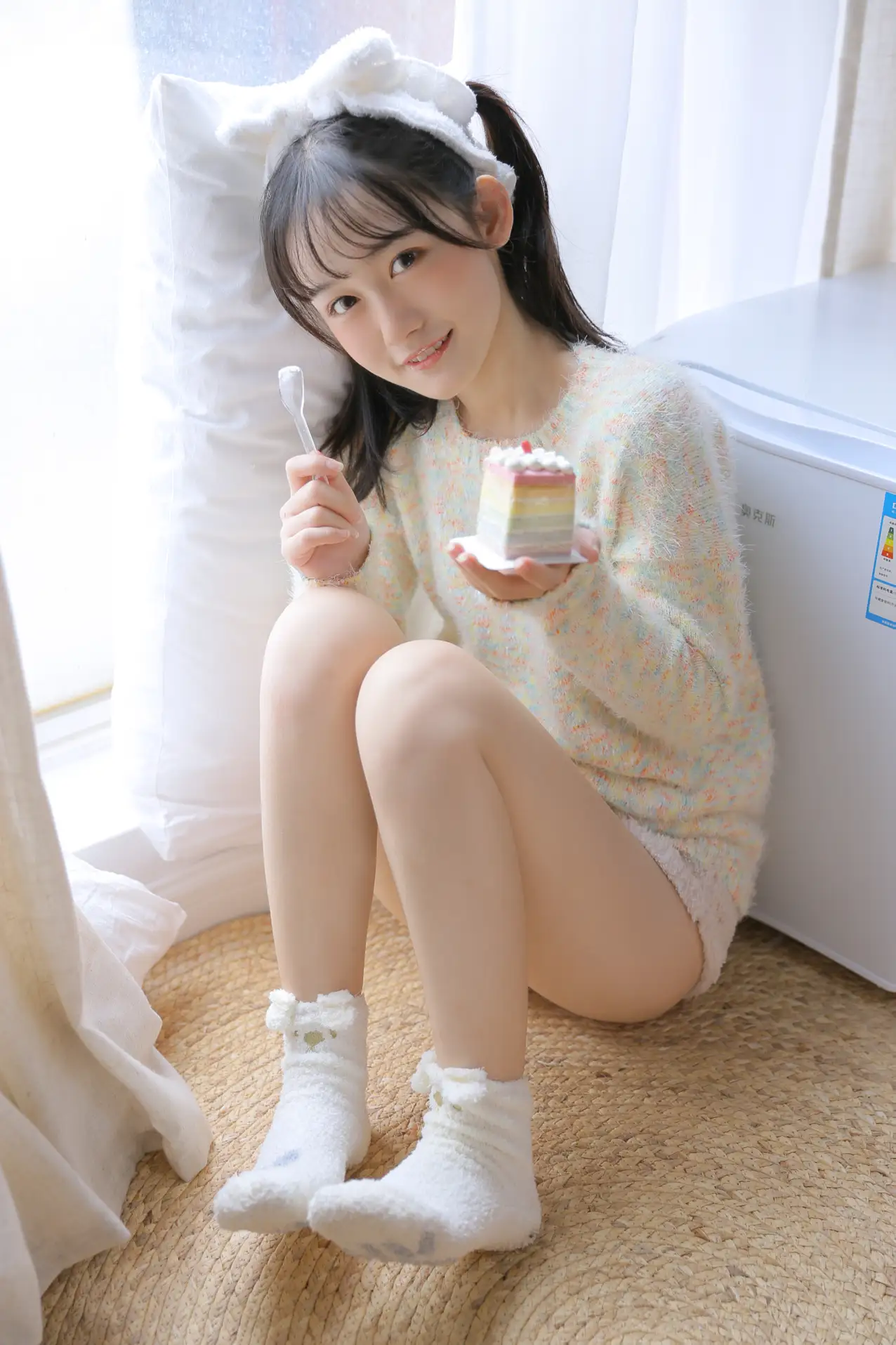[艺图语] 2022.09.12 Vol.1934 – 甜甜蛋糕 满杯谌谌#[25P]-13