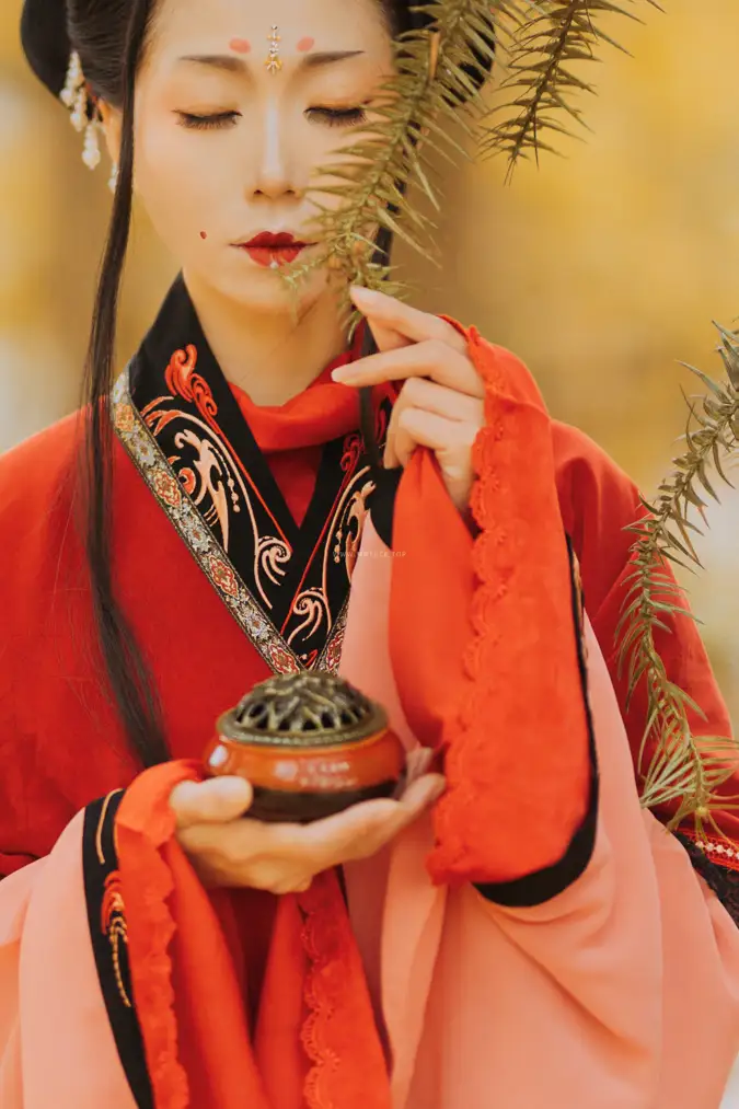 [艺图语] 2021.09.03 Vol.233 – 满地秋 谭子#[28P]-18