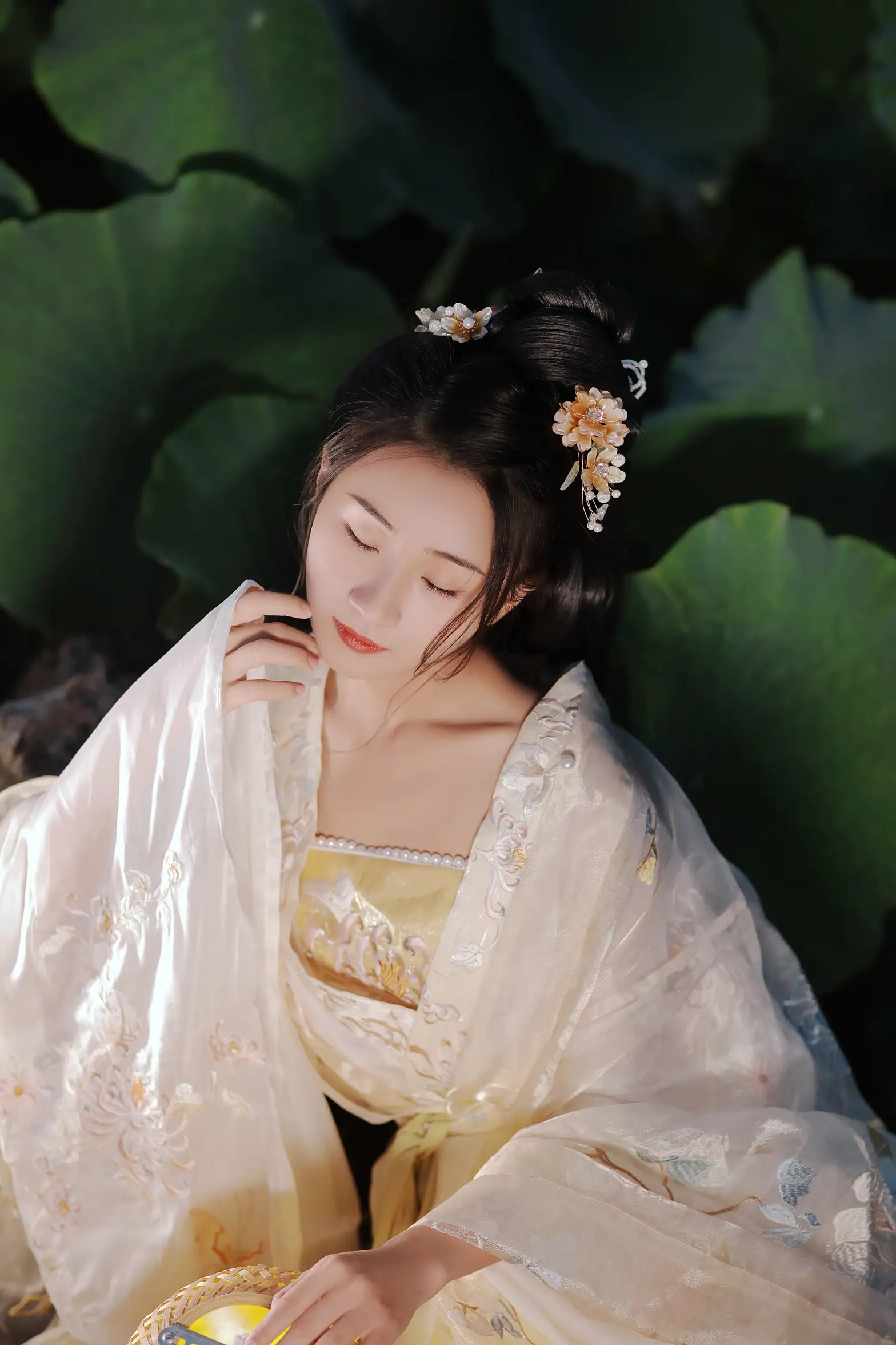 [艺图语] 2022.08.27 Vol.1803 – 无清风 Y#[30P]-23