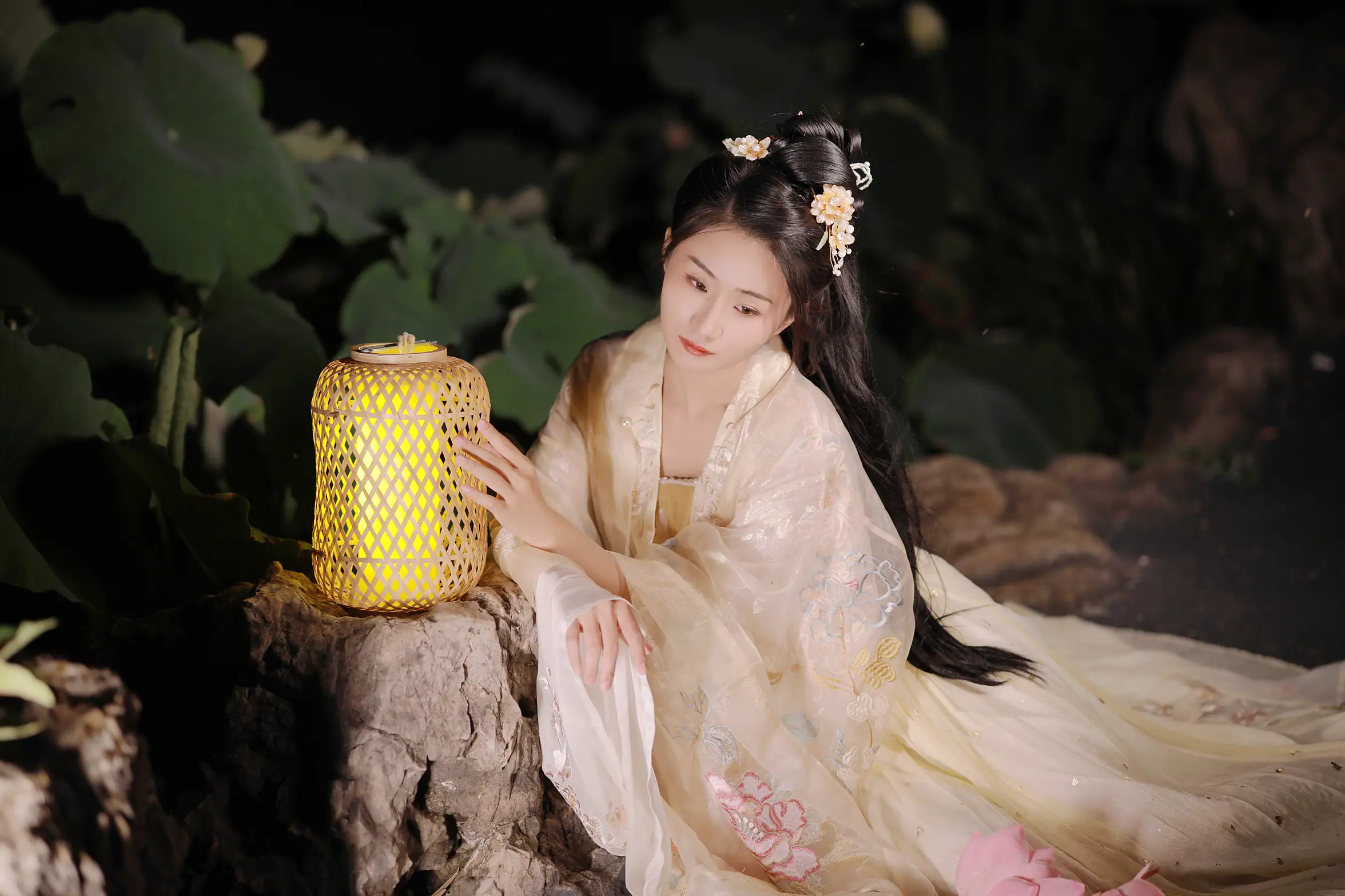 [艺图语] 2022.08.27 Vol.1803 – 无清风 Y#[30P]-24