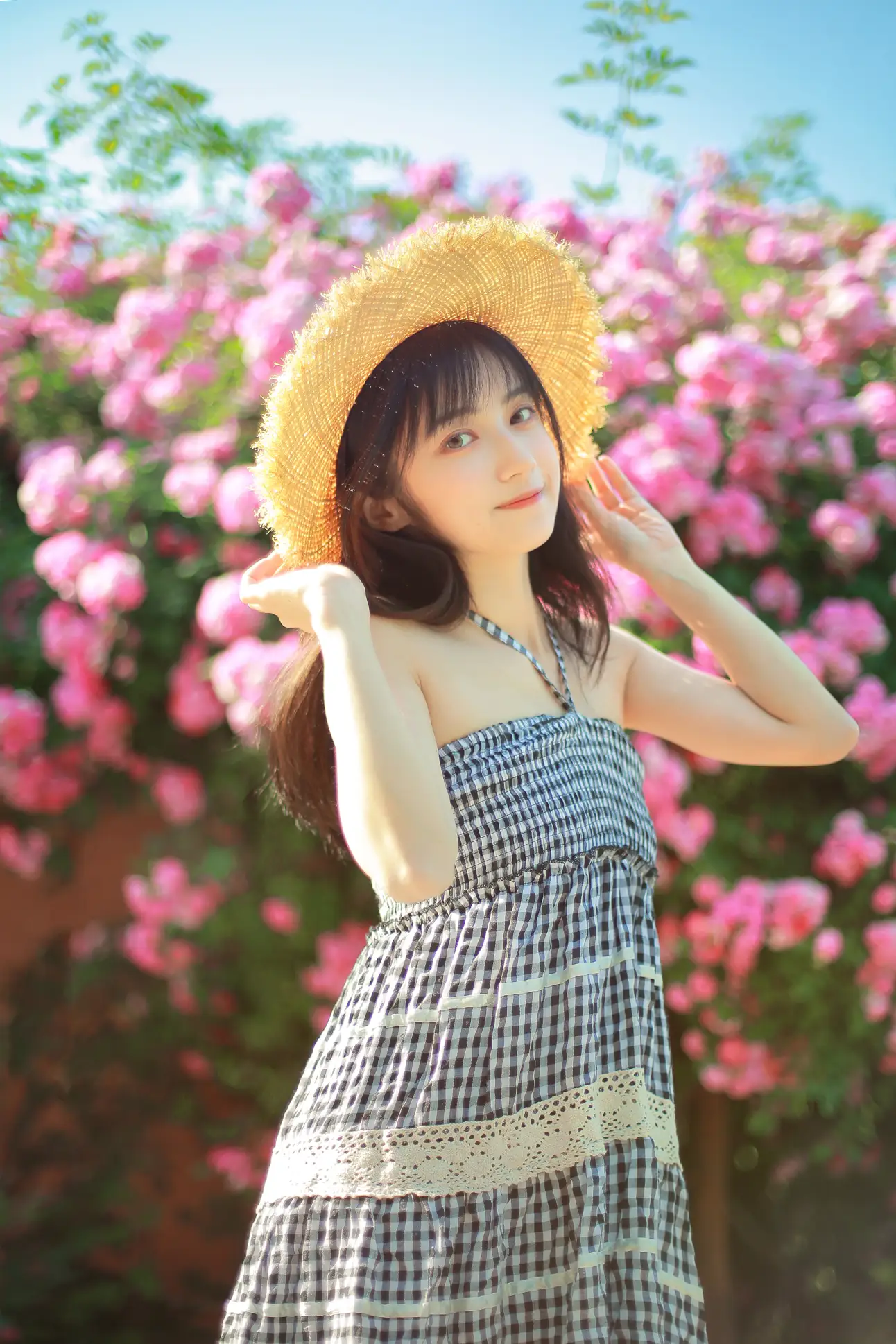 [艺图语] 2022.05.18 Vol.0917 – 蔷薇迟开 月半了吧#[28P]-6