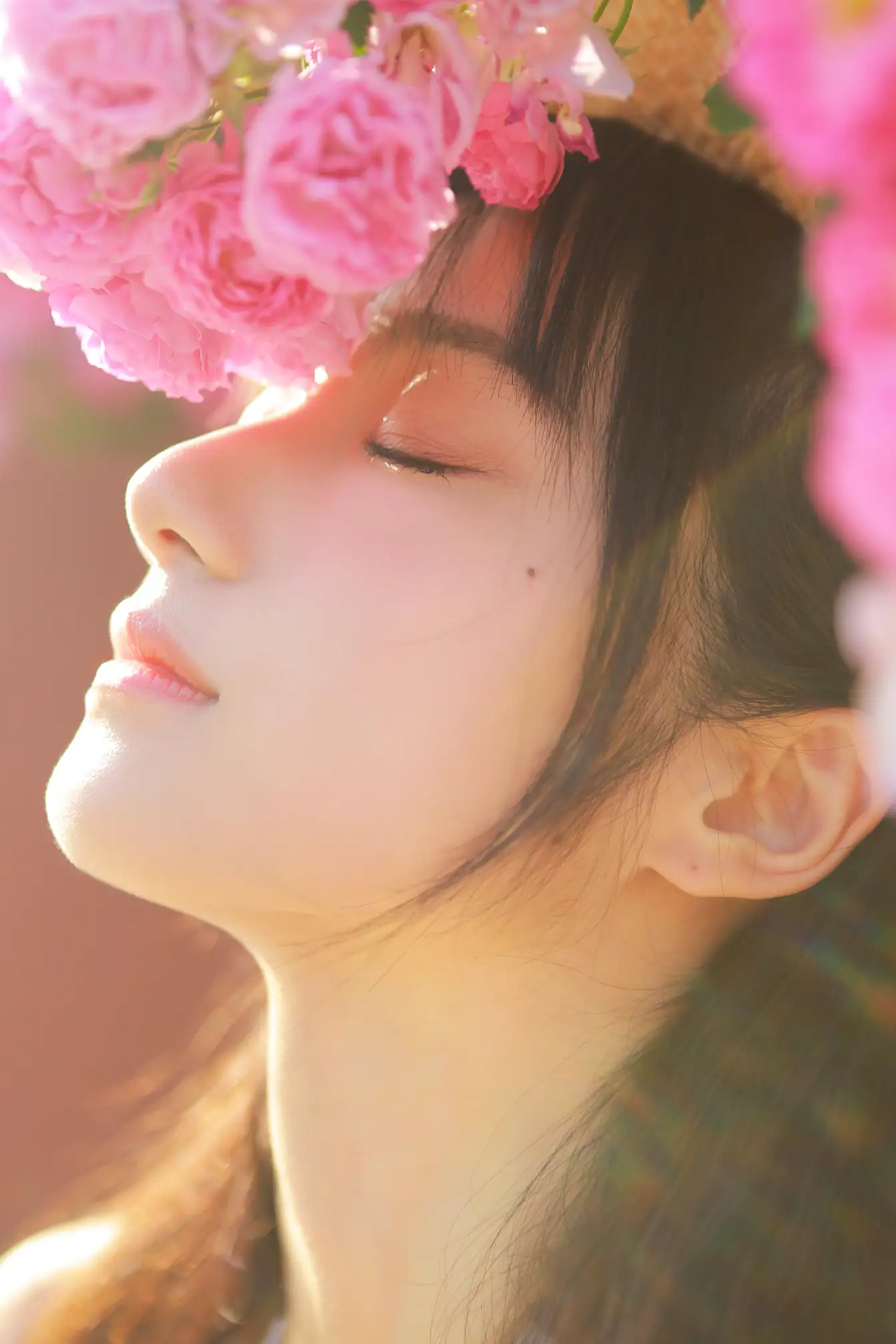 [艺图语] 2022.05.18 Vol.0917 – 蔷薇迟开 月半了吧#[28P]-8