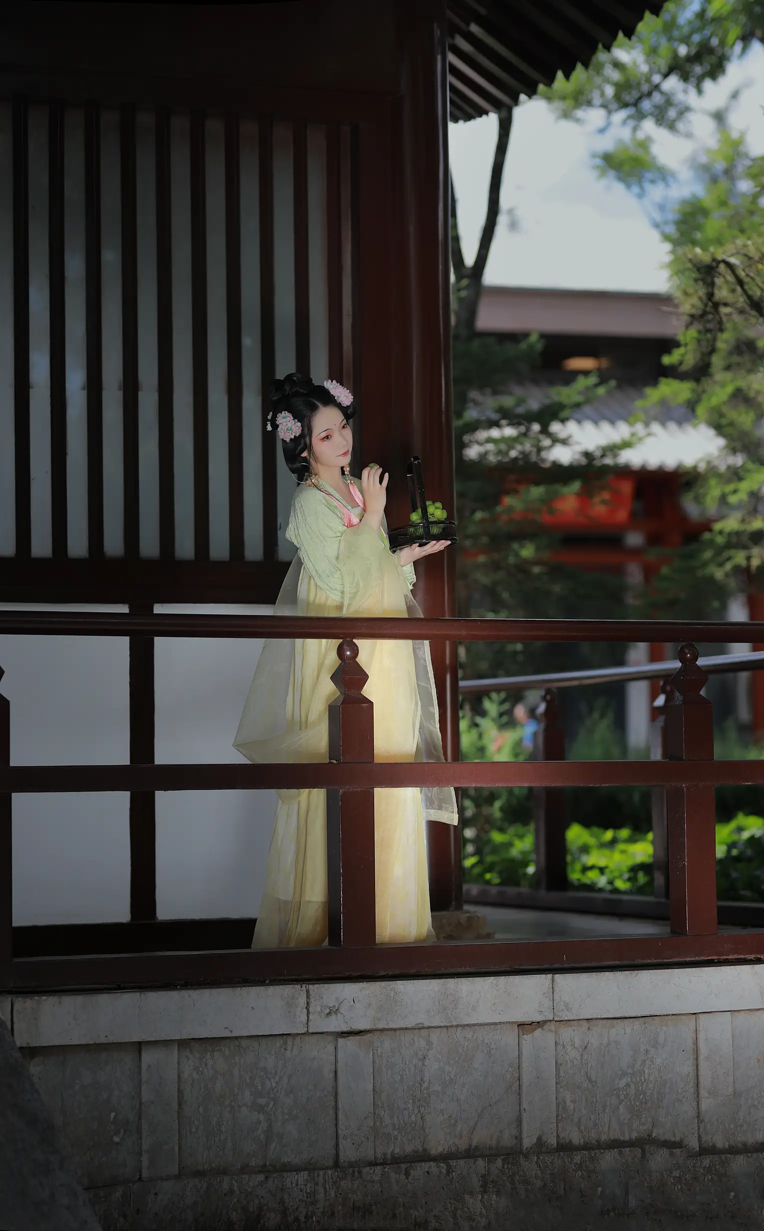 [艺图语] 2022.09.08 Vol.1903 – 若无闲事挂心头 落花人独立#[33P]-16