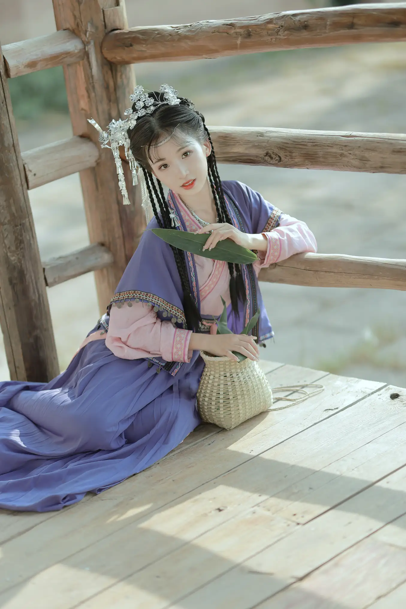 [艺图语] 2022.09.14 Vol.1947 – 苗疆少女 卷卷#[22P]-22