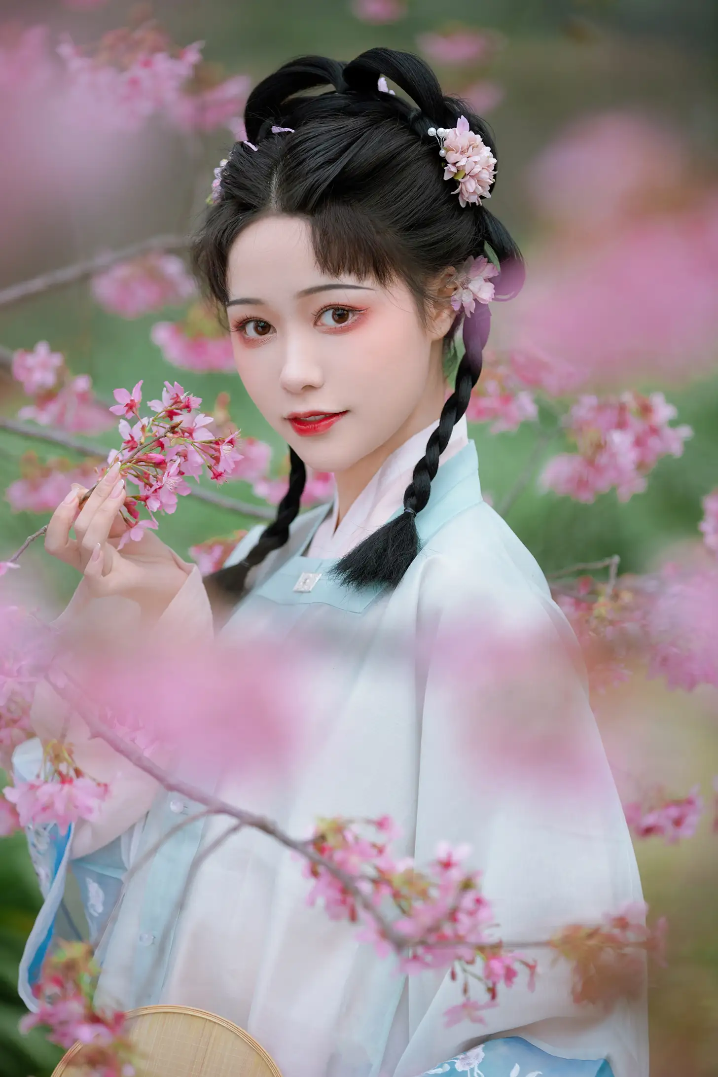 [艺图语] 2022.08.16 Vol.1718 – 漫樱 梨一依#[22P]-15