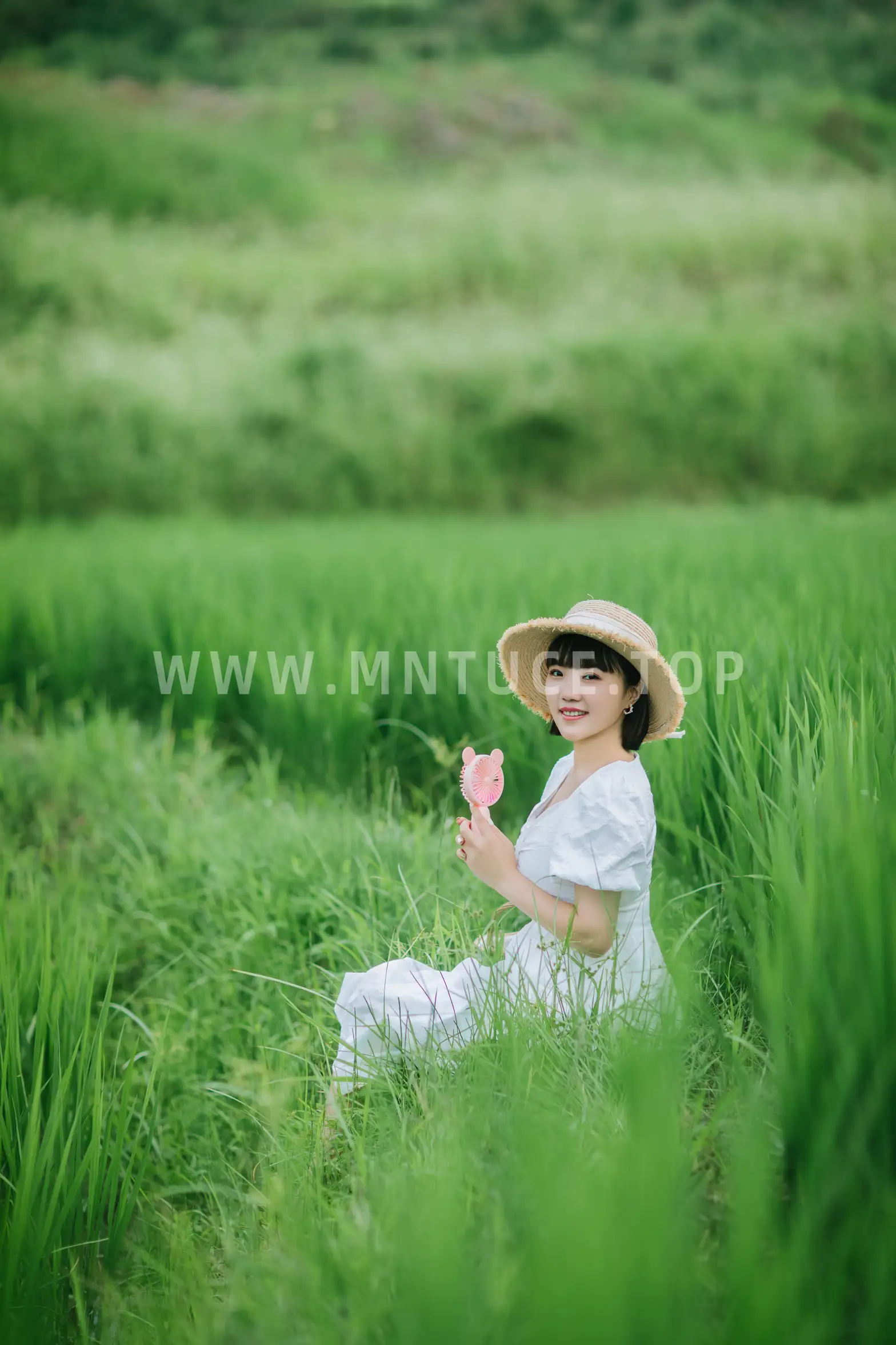 [艺图语] 2022.08.24 Vol.1782 – 夏天的稻田 冬琴#[25P]-18
