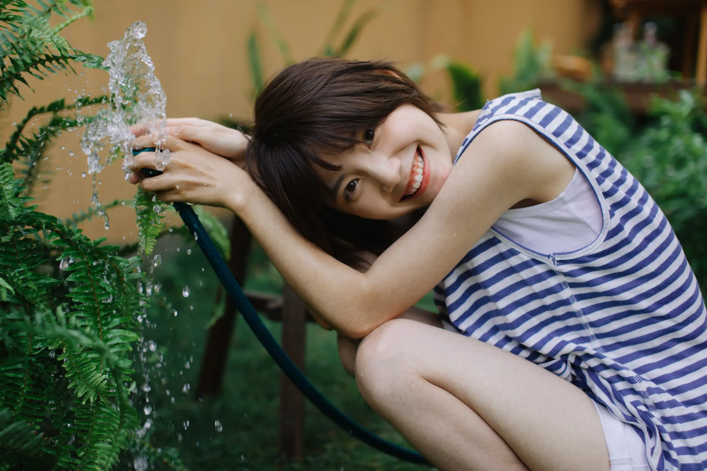 [艺图语] 2022.11.11 Vol.2409 – 捕捉夏天的风 77#[32P]-31
