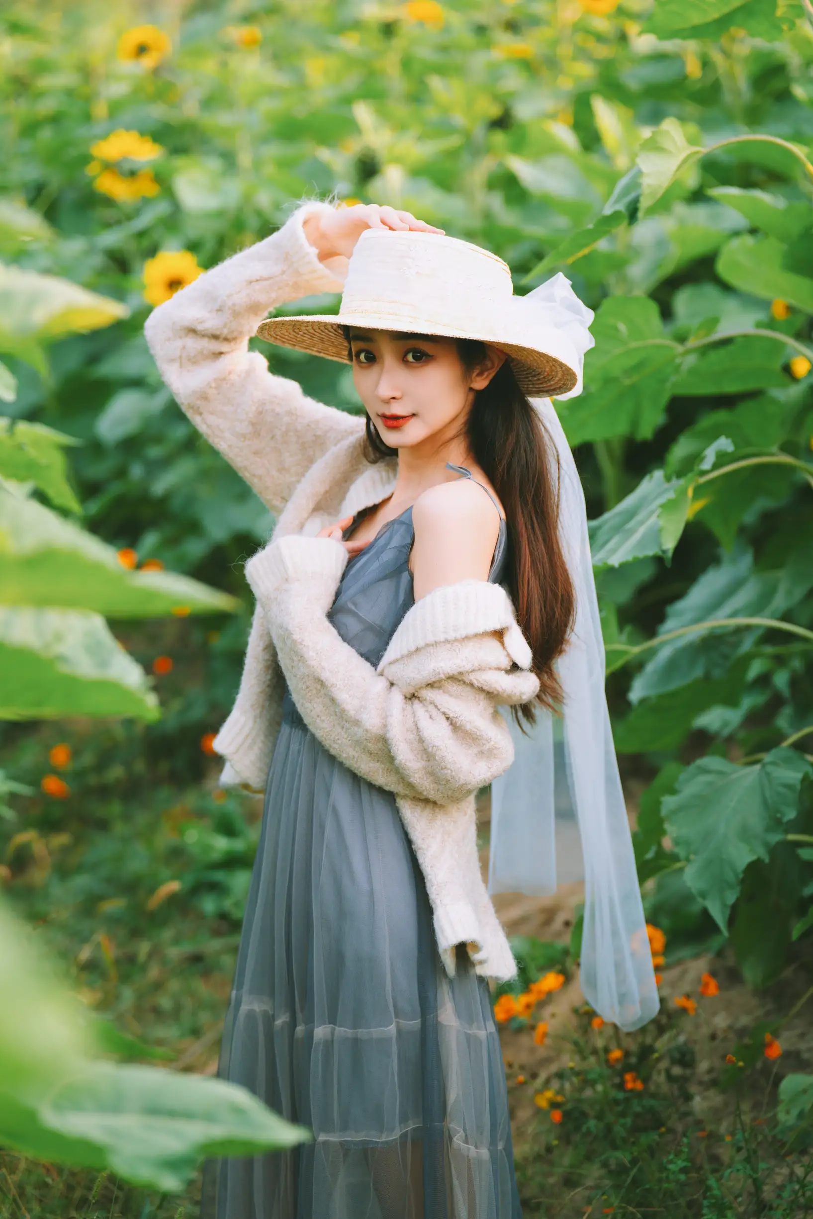 [艺图语] 2022.11.16 Vol.2454 – 向日葵少女 小泽#[23P]-16