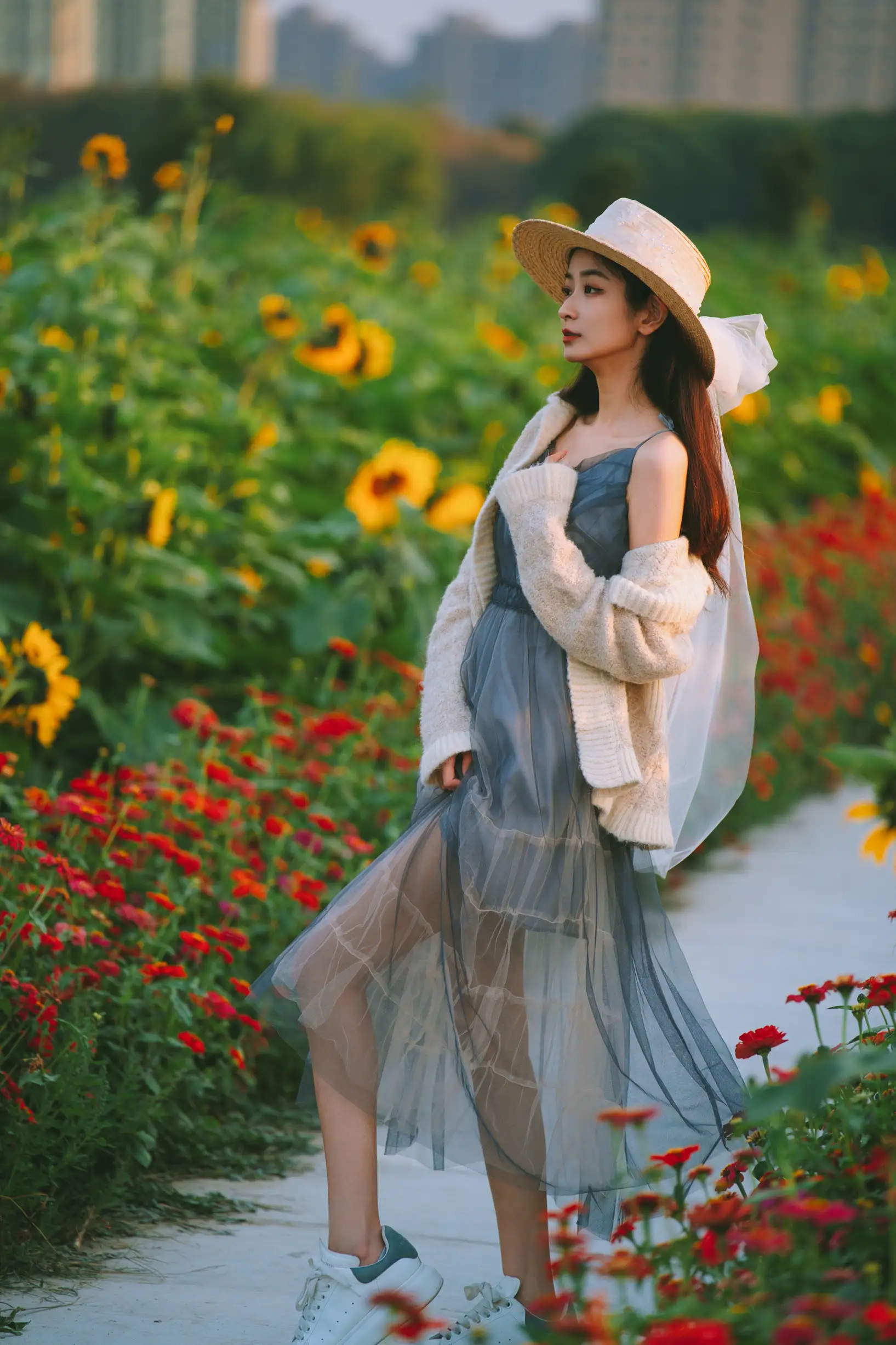 [艺图语] 2022.11.16 Vol.2454 – 向日葵少女 小泽#[23P]-18
