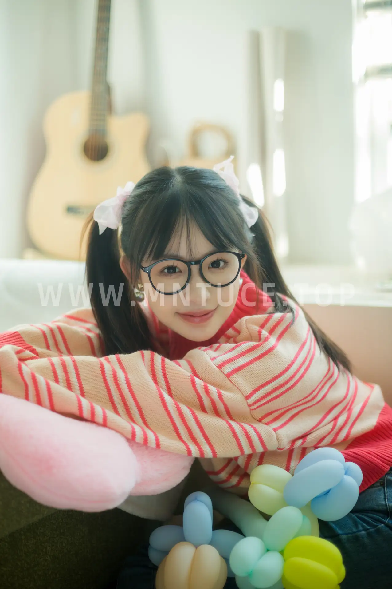 [艺图语] 2022.11.17 Vol.2460 – 明亮的你 睡饱了吗#[36P]-28