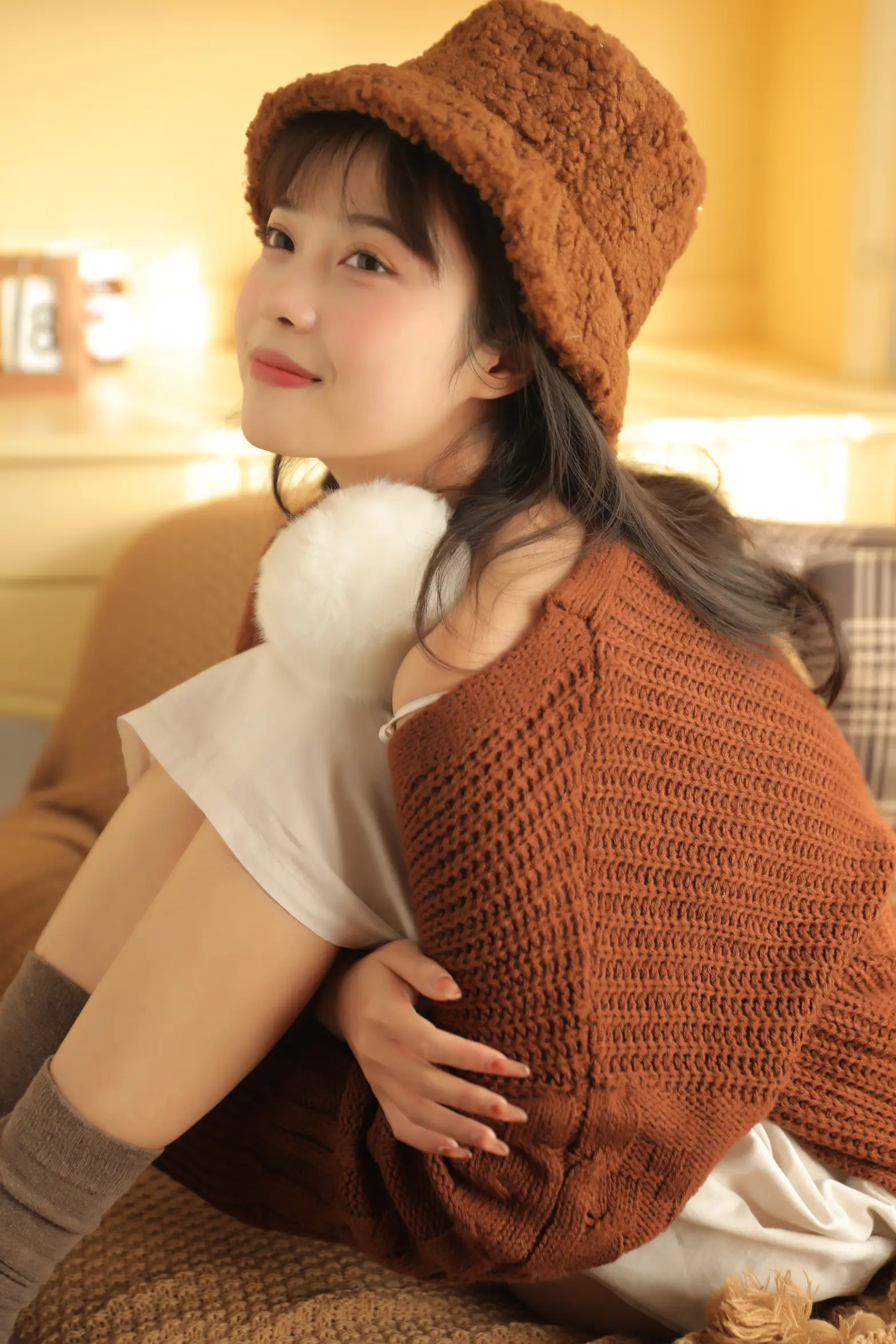 [艺图语] 2022.11.24 Vol.2520 榛子拿铁#[32P]-31