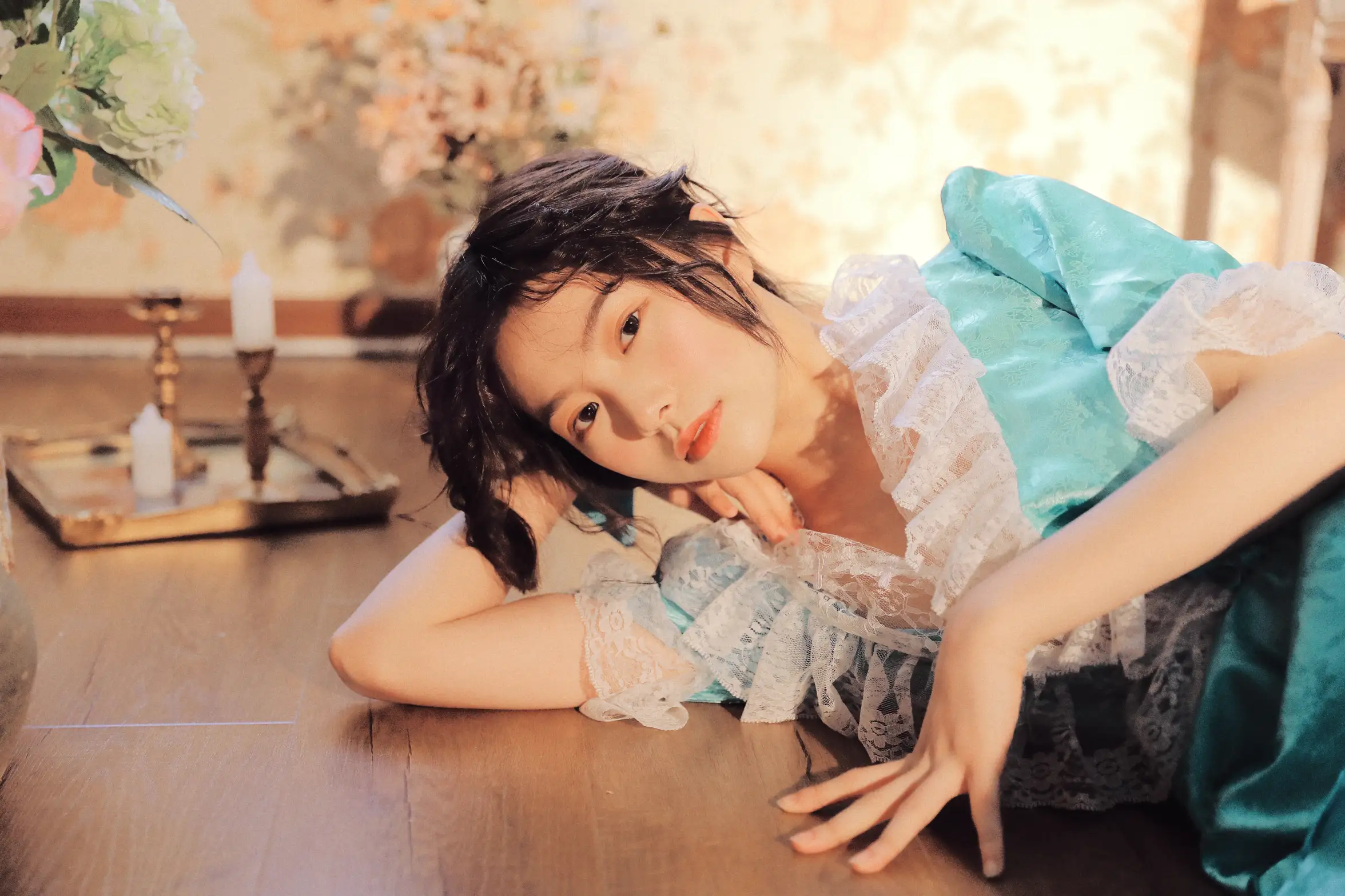 [艺图语] 2022.11.25 Vol.2522 窗边少女#[35P]-33