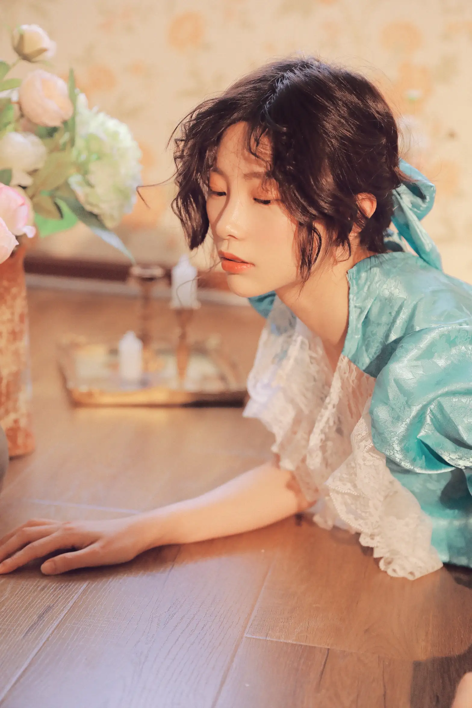 [艺图语] 2022.11.25 Vol.2522 窗边少女#[35P]-35